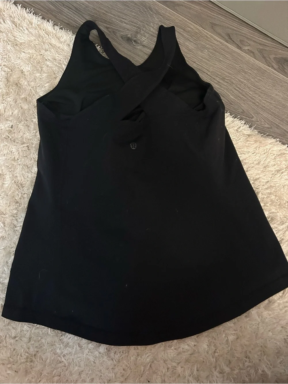 lululemon athletica Women’s Black Cross-Back Tank Top